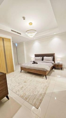 Luxury 2BR Midtown Apartment - Tap to explore photos