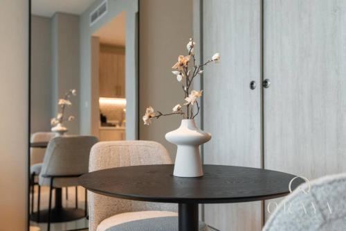 Luxurious Studio In Seven Palm Hotel & Apartments - Tap to explore photos