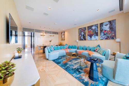 Superluxury Apartment in FIVE Palm, Pool & Beach Access - Tap to explore photos