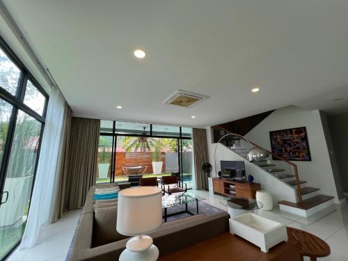 La Mer Luxury Villa - Private Pool Langkawi - Tap to explore photos