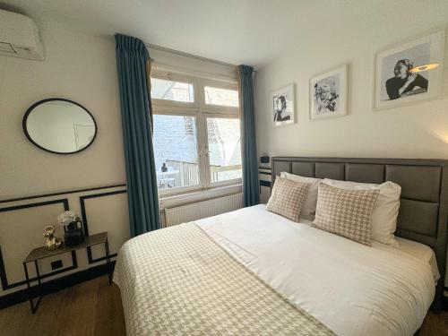 Yourbnb Suites Haarlemmerstraat - Tap to explore photos