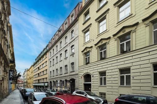 The Wenceslas Loft - Tap to explore photos