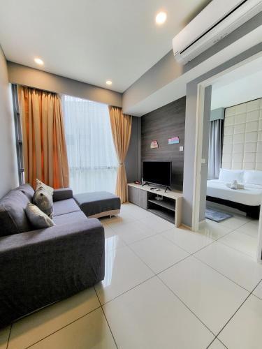 Robertson Residences - Tap to explore photos
