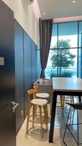 The Luxe Studio - 2 pax - KL - Microwave - Fridge - Tap to explore photos