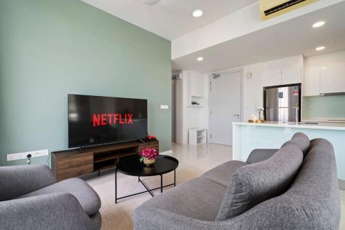 KL East Mall-TheRidge-PS4-Pool Table-Netflix - Tap to explore photos