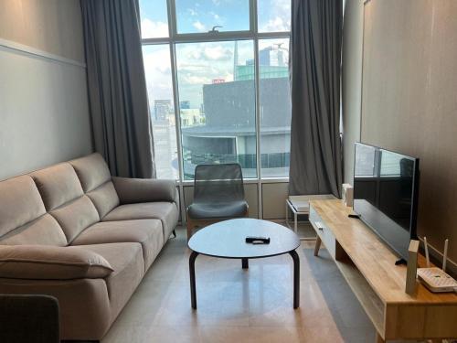 Sky Suites KLCC by ARBA - Tap to explore photos