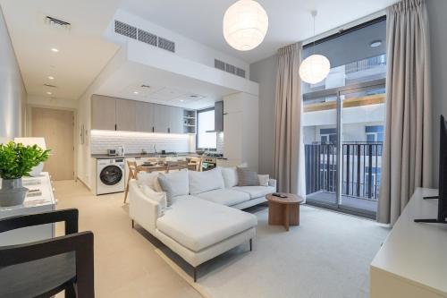 Glorious 1-Bedroom apartment at Belgravia Heights 1 in JVC! - Tap to explore photos