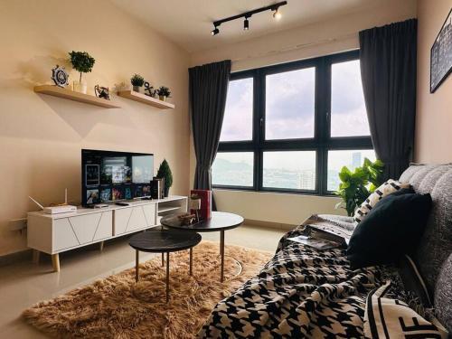 MVC50#Family Suite 9pax 3 Rooms M Vertica Velocity Mall Cheras - Tap to explore photos