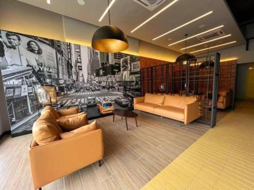 Studio Room near Gleneagles @ Embassy Row KLCC - Tap to explore photos
