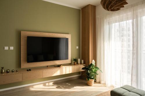 Luxury 2BR for Family & Couples at Yas Island - Tap to explore photos