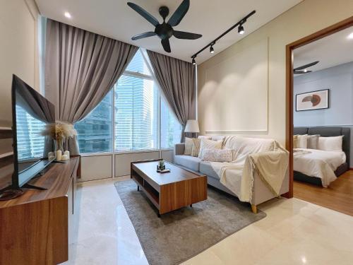 Sky Suites Calm 2BR Suite at KLCC - Tap to explore photos