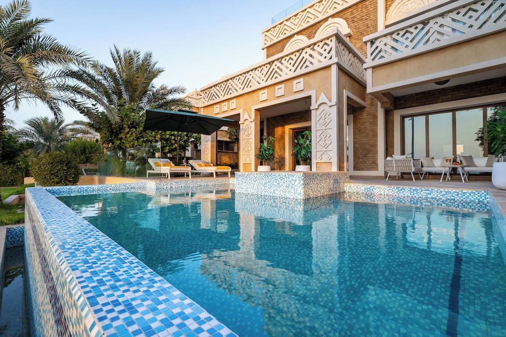EDEN'S Homes & Villas - Balqis Residence - Tap to explore photos