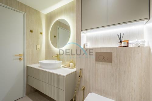 Luxurious 2BR Apartment at Sadaf 6, Jumeirah Beach Residence by Deluxe Holiday Homes - Tap to explore photos