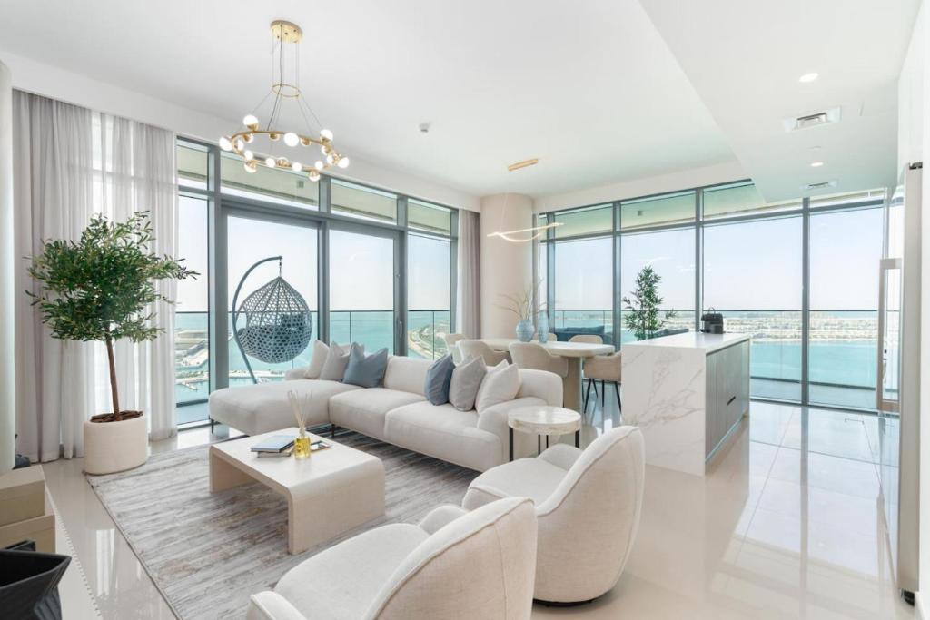 Beach Vista Tower 2 - Stunning Beachfront - Full Sea Views