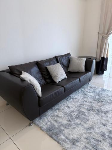 Cozy Downtown 2BR at M Suites, Embassy Row - Tap to explore photos