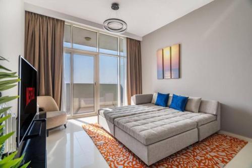 Exquisite 1Bedroom With City Views - Tap to explore photos