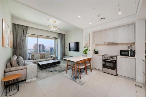 Vida Creek Beach 1 Bedroom - Tap to explore photos