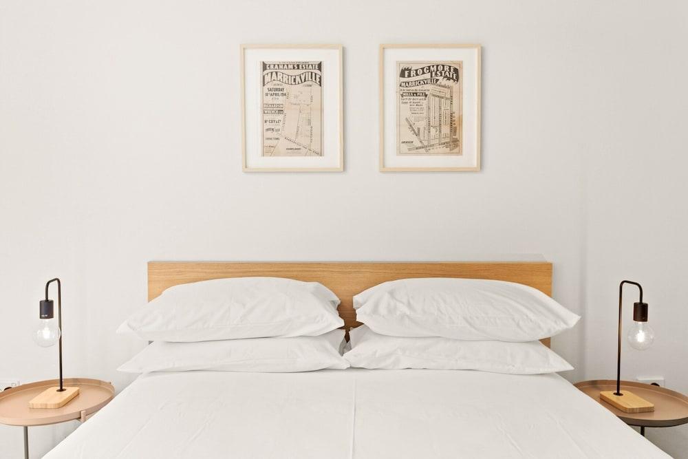 Pristine 2-bed Near Marrickville Village - Tap to explore photos
