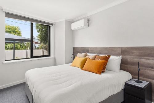 Boutique Stays - Lilly Pilly - Tap to explore photos