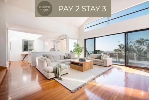 Rockleigh Bay - Gas Heated Spa and Solar Heated Pool Room Type - Vacation Home