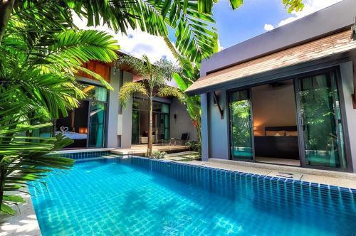 Villa Casablanca - Tap to explore photos