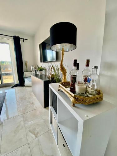 Charmingly cozy 2 beds apartment - Tap to explore photos