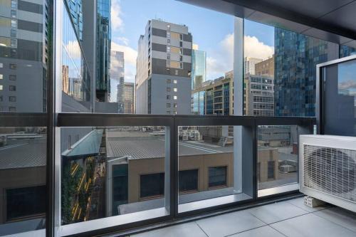 Cosy 1B apt in central Melbourne#UT07 - Tap to explore photos