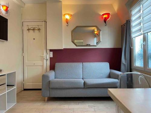 Wonderful apartment near Arc de Triomphe 2P