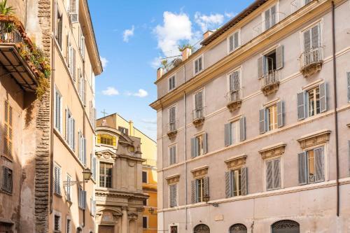 Piazza Mattei Terrace Apartment | Romeloft