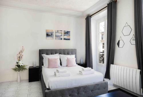 Promo! Beautiful apt near the Galeries Lafayette!