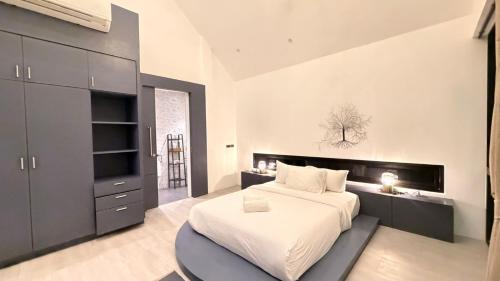 Granary Grand Haven by Chuly, 3BR Luxury Pool Villa in Bangtao - Tap to explore photos