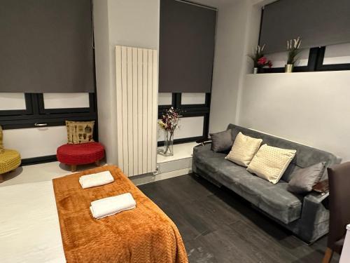 London Regent Apartments King's Cross - Tap to explore photos