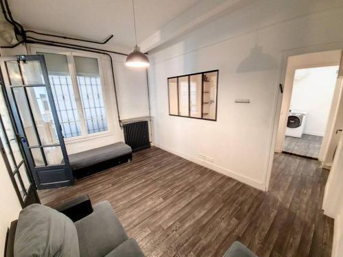 Vincennes superbe appartement en rdc - Tap to explore photos