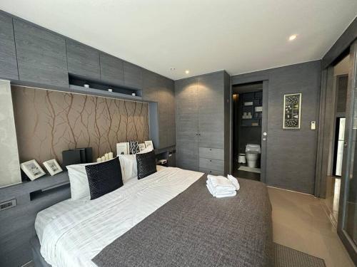 Luxury one apartment for rent Kamala