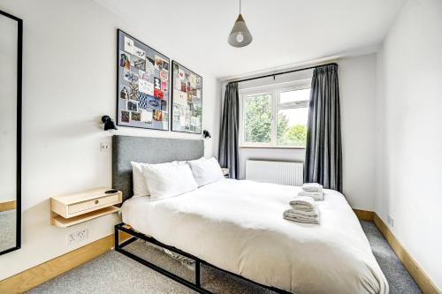 GuestReady - Spacious 2bed in Kennington, London - Tap to explore photos
