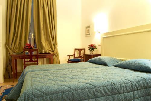 Domus Mazzini Room Type - Triple Room Domus Mazzini Room Type - Triple Room