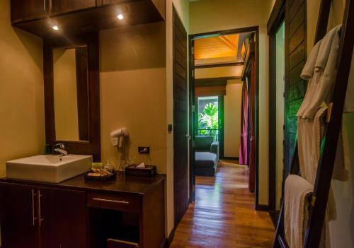 Kirikayan Residences Koh Samui - Tap to explore photos