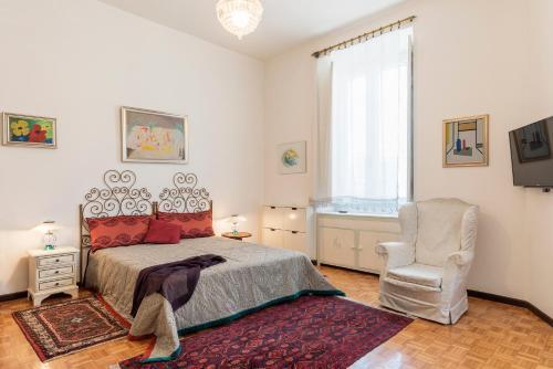 Flower's Market Apartment - Charme Holidays - Tap to explore photos