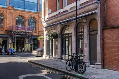 New 3bed with Air Con In Chelsea