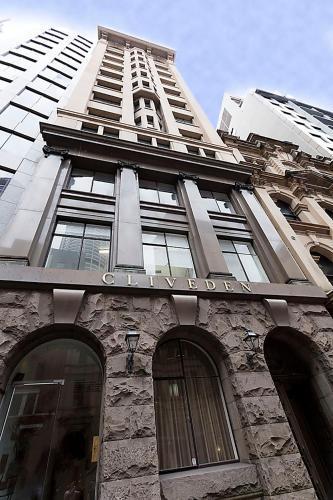 Sydney Central CBD Chic One Bedroom Apartment with Pool on Bridge St, close to everything!