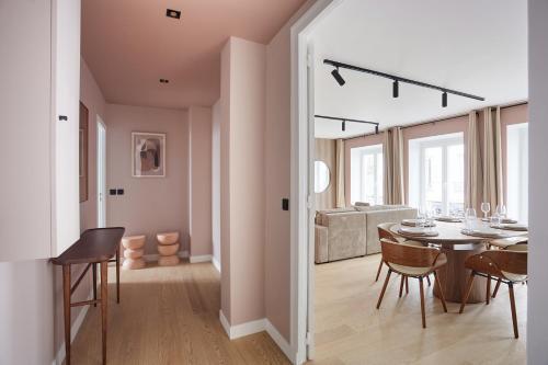 Residence beaubourg by Studio prestige - Tap to explore photos