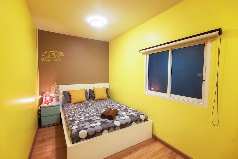 Peony's Home Room Type - Economy Double Room