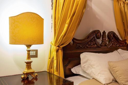 Residenza Sinibaldi - XVII century experience - Tap to explore photos