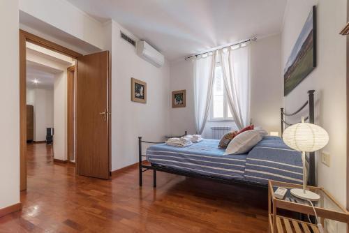 Casa Zeffiro - FromHometoRome - Tap to explore photos