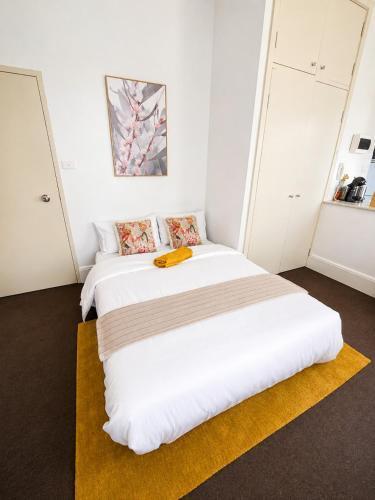 Perfect and modern Studio, Broadway-Chippendale - Tap to explore photos
