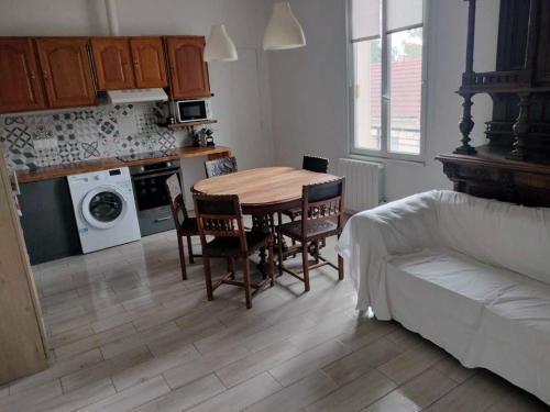 Appartement vintage - Tap to explore photos
