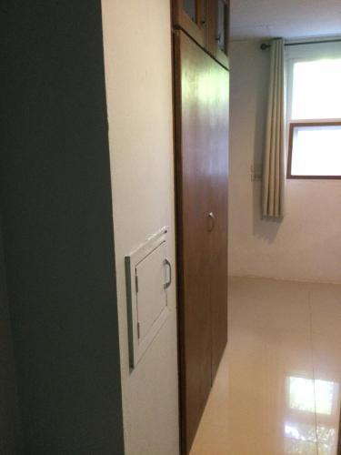 Ananas Samui Hostel Room Type - Single Room with Private Bathroom
