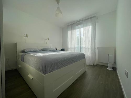 Lovely apartment near to Paris - Tap to explore photos