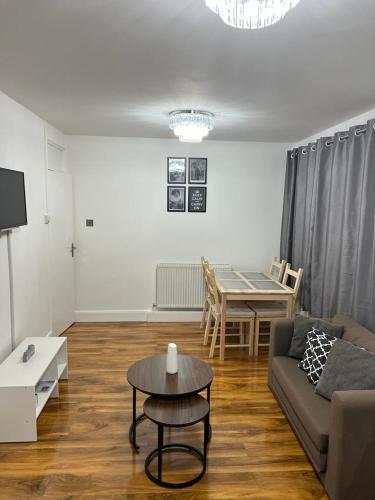 T Lodge Room Type - Two-Bedroom Apartment T Lodge Room Type - Two-Bedroom Apartment