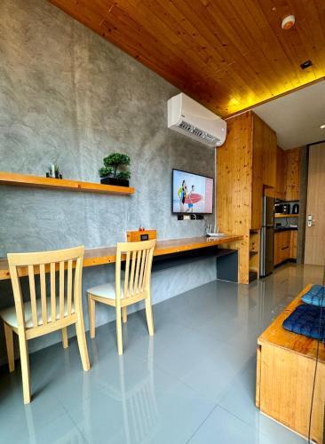 Studio at Relife Windy - Tap to explore photos